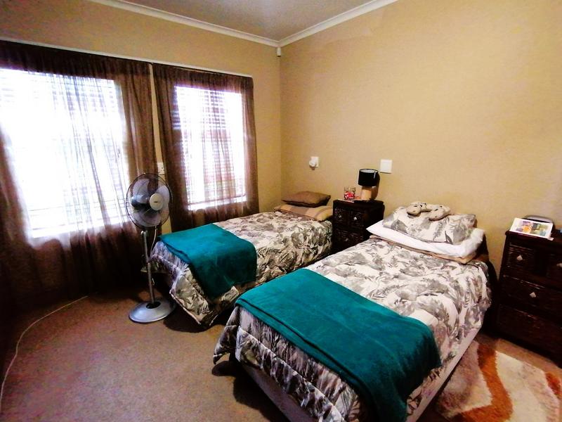 2 Bedroom Property for Sale in Sonkring Western Cape